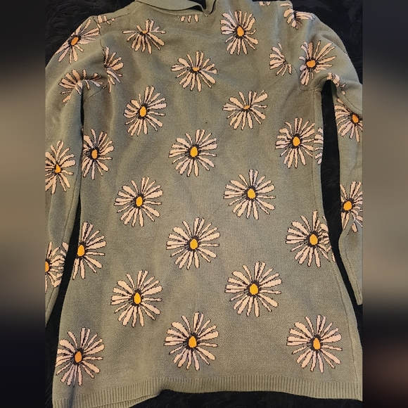 Voodoo Vixen Olive Green & Daisy Cardigan - Picture 5 of 6